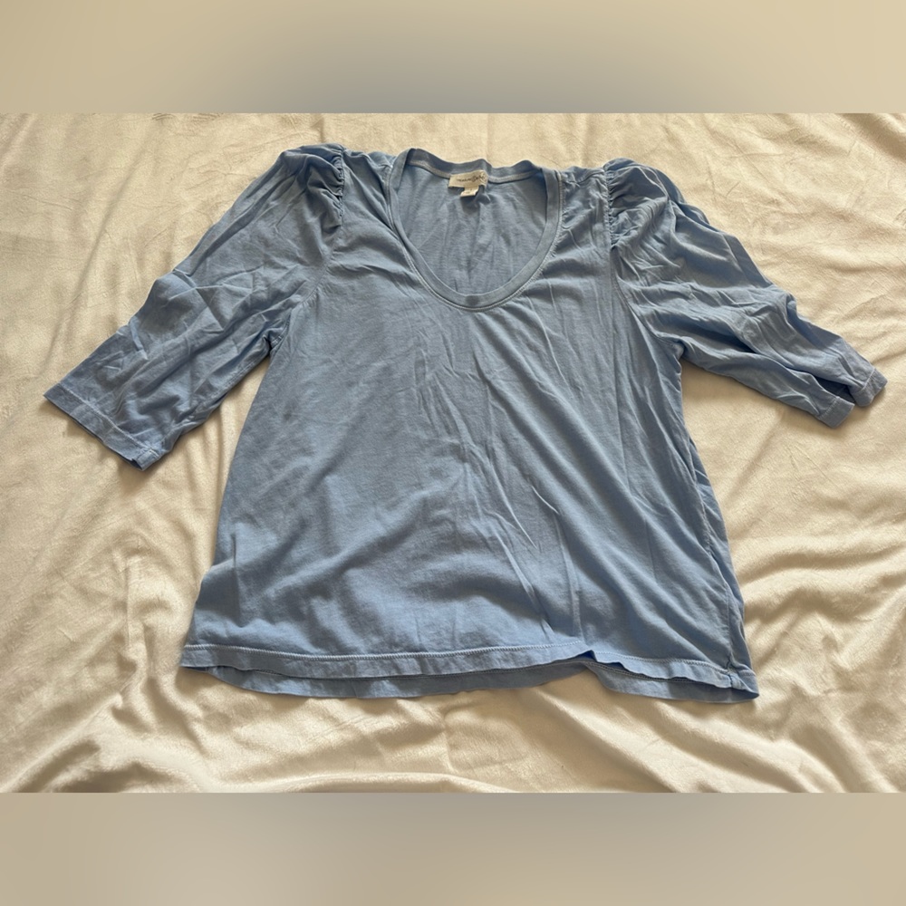 Treasure & Bond scoop neck tee size Large